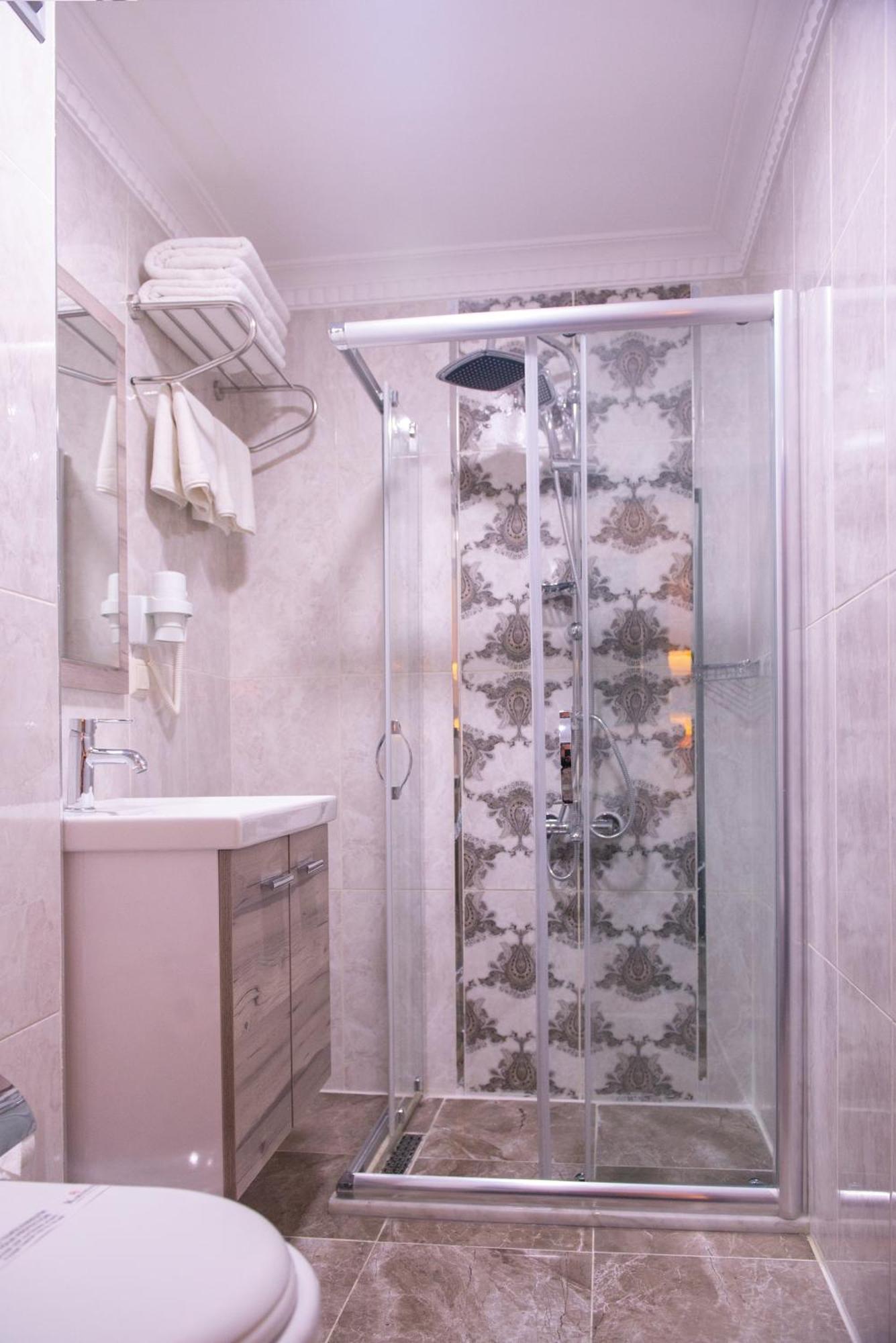 Karamans Sirkeci Suites Hotel Istanbul Eksteriør billede